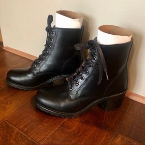 Frye Sabrina 6g Boot, black leather, 9, LIKE NEW
